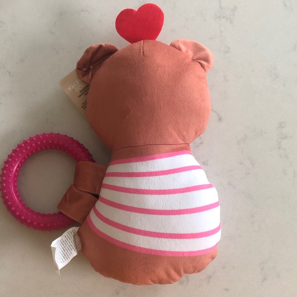 Heart to tail Valentines Dog toy with Chew Ring - Picture 2 of 5